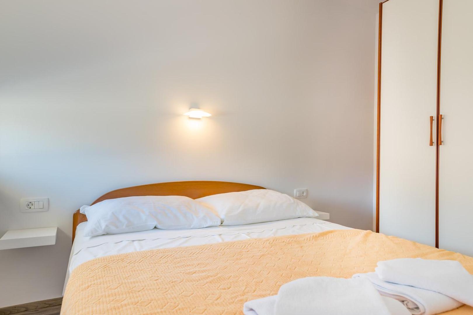 Apartments & Rooms Dekanic Baška Zewnętrze zdjęcie